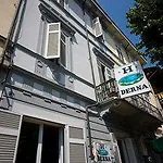 Derna 3* Viareggio