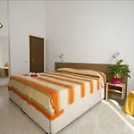 Otel Derna 3*