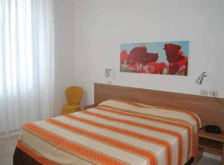 Otel Derna Viareggio