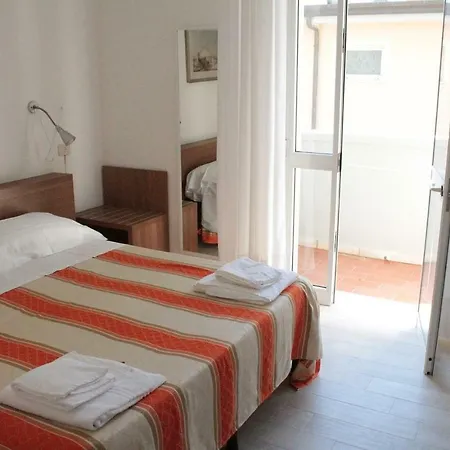 Derna Viareggio