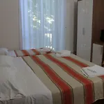 Derna 3* Viareggio