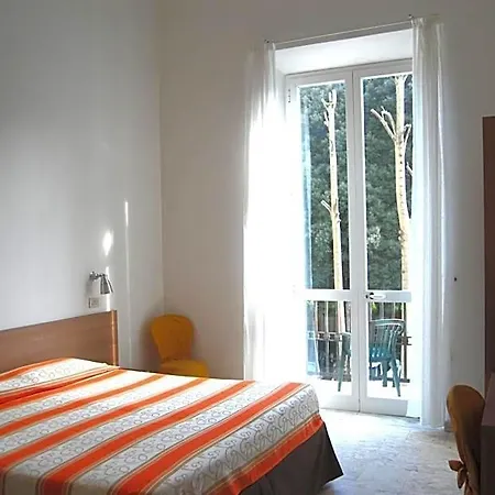Hotel Derna Viareggio