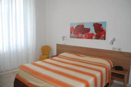 Hotel Derna Viareggio