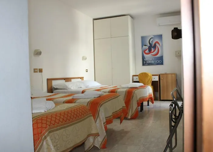 Derna 3* В'яреджо