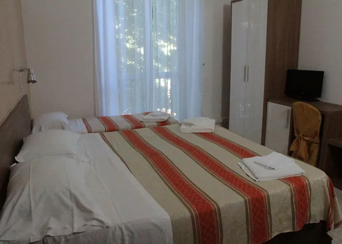 Derna 3* В'яреджо